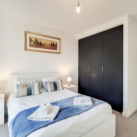 Deluxe One Bed Apartment By London Excel Zewnętrze zdjęcie