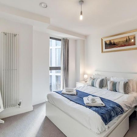Deluxe One Bed Apartment By London Excel Zewnętrze zdjęcie